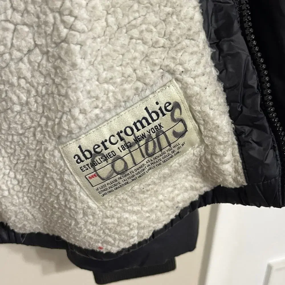 Abercrombie & Fitch Kids Sherpa Puffer Jacket Black Size 13/14
